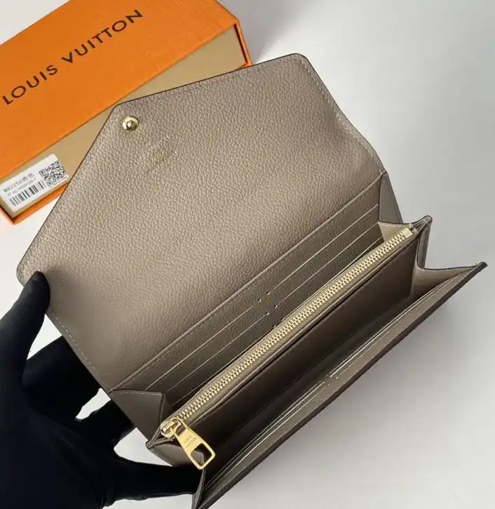 LV Wallets 4178D-0160