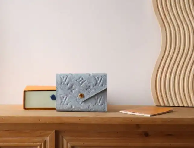 LV Wallets 4178D-0174
