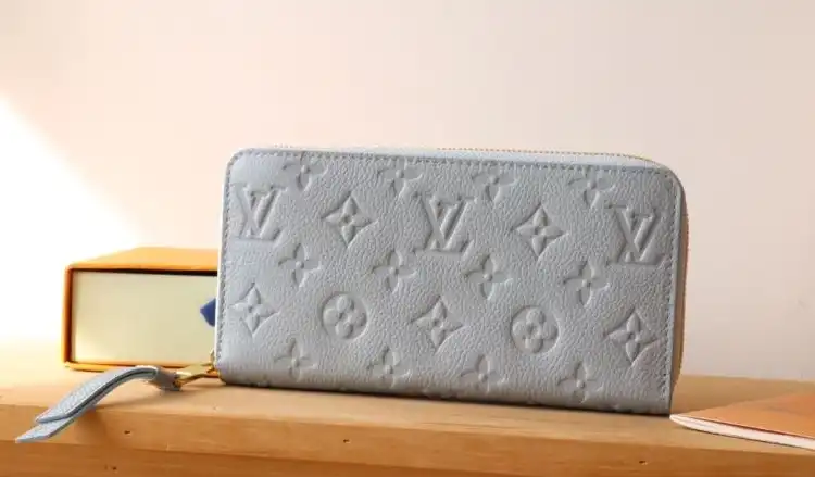 LV Wallets 4178D-0175