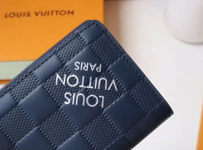LV Wallets 4178D-0176