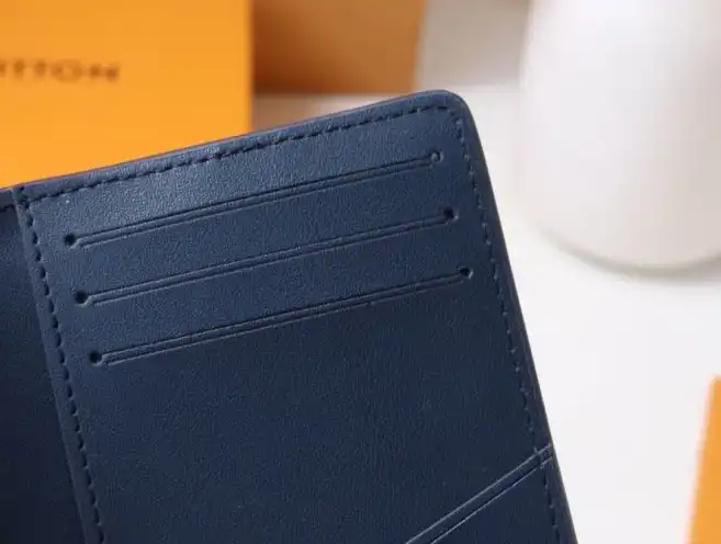 LV Wallets 4178D-0176