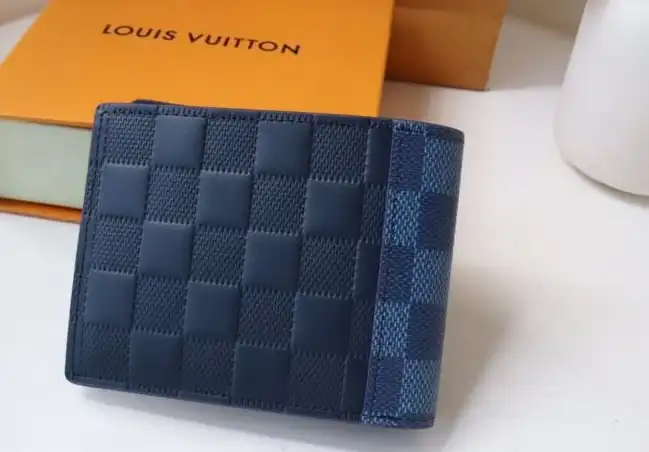 LV Wallets 4178D-0177