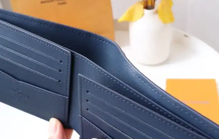 LV Wallets 4178D-0177