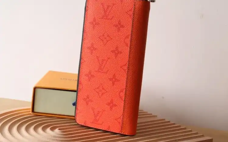 LV Wallets 4178D-0188