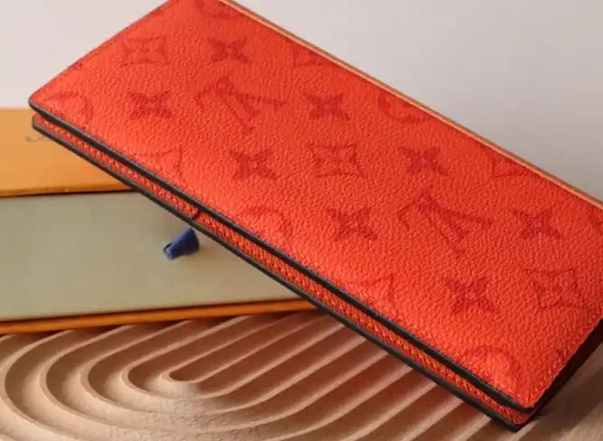 LV Wallets 4178D-0189