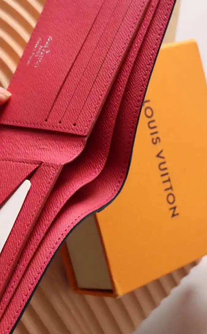 LV Wallets 4178D-0190