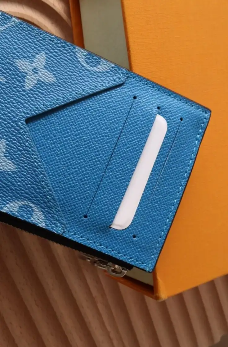 LV Wallets 4178D-0196