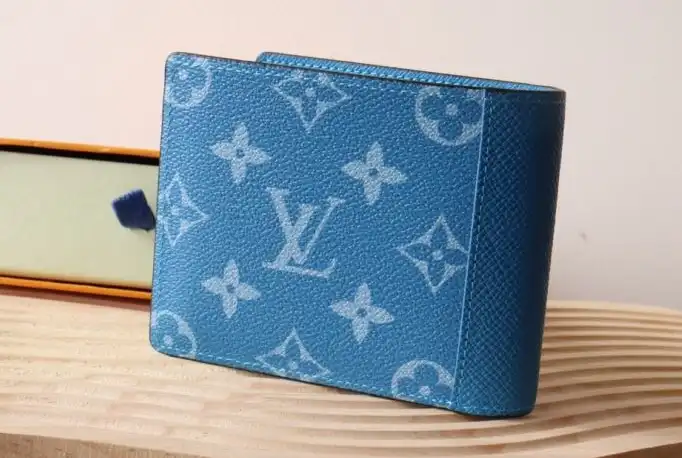 LV Wallets 4178D-0199
