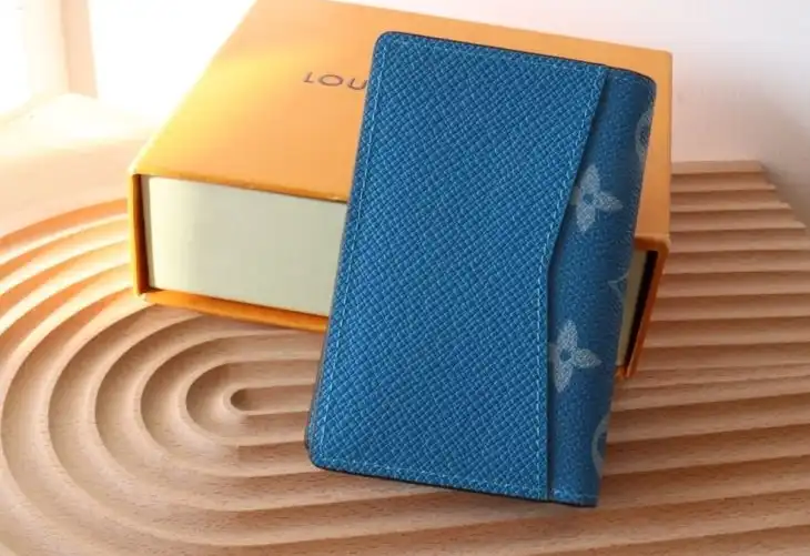 LV Wallets 4178D-0200