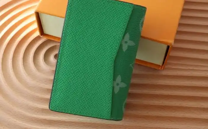 LV Wallets 4178D-0201
