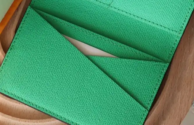 LV Wallets 4178D-0201