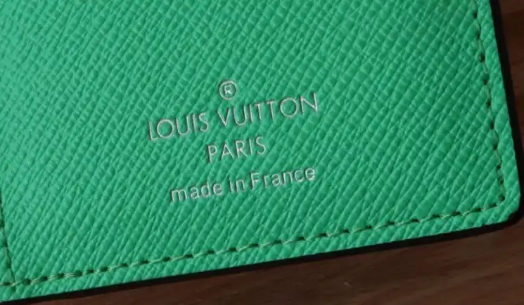 LV Wallets 4178D-0201