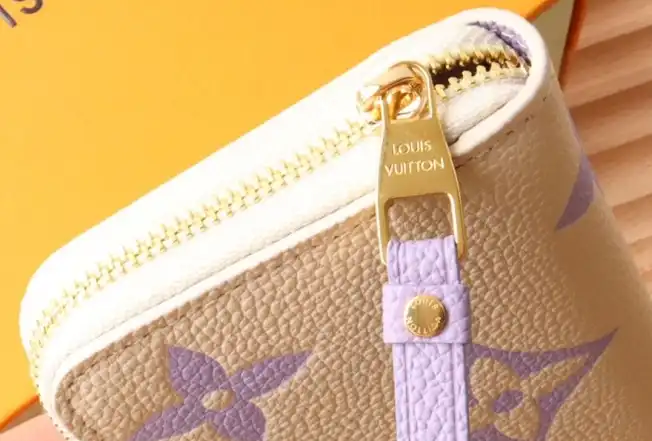 LV Wallets 4178F-0001
