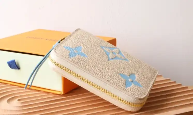 LV Wallets 4178F-0003