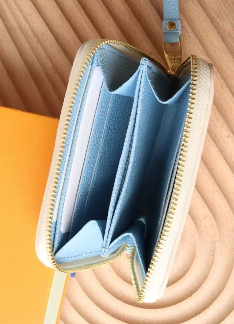 LV Wallets 4178F-0003