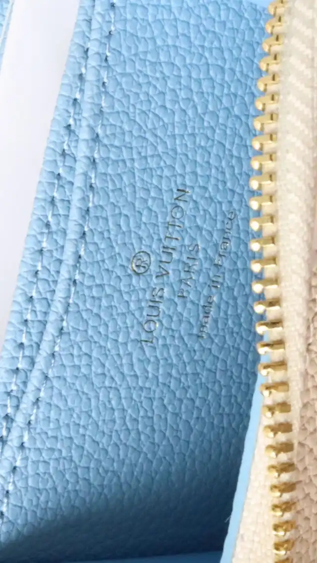 LV Wallets 4178F-0003