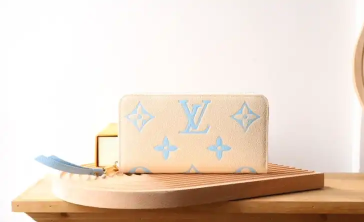 LV Wallets 4178F-0005