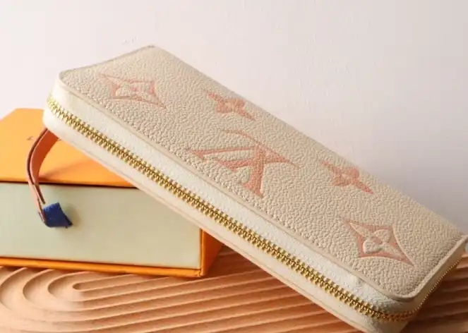 LV Wallets 4178F-0006
