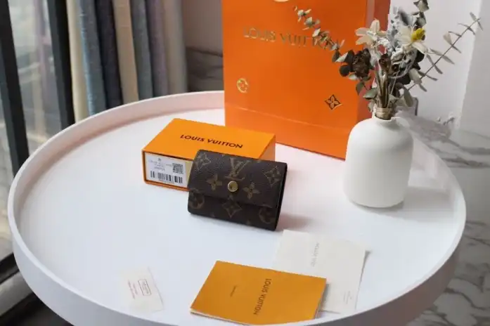 LV Wallets 4178F-0009