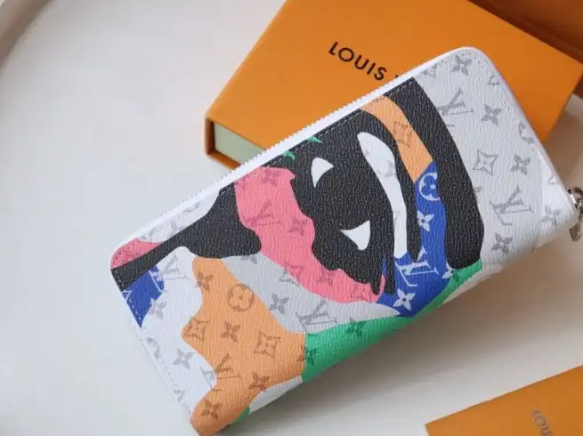 LV Wallets 4178F-0012