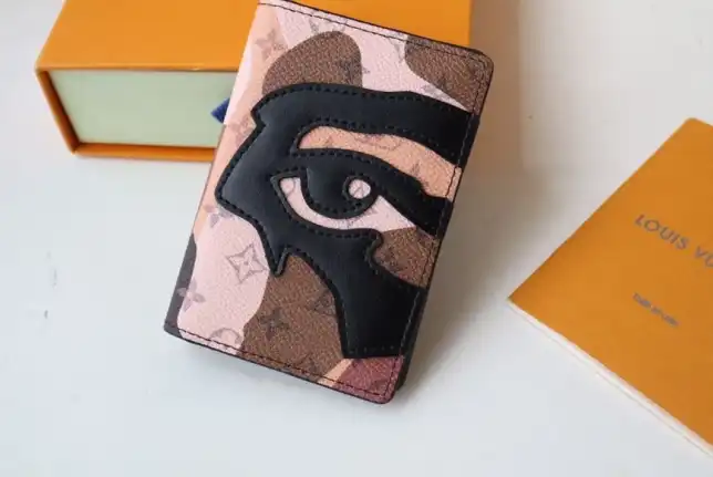 LV Wallets 4178F-0014
