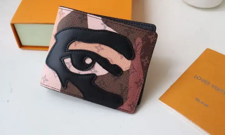 LV Wallets 4178F-0015