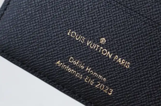 LV Wallets 4178F-0015