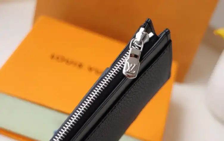 LV Wallets 4178F-0017