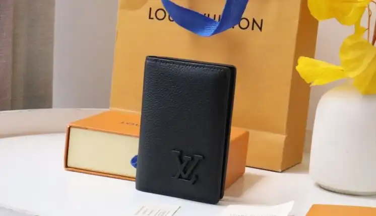 LV Wallets 4178F-0018