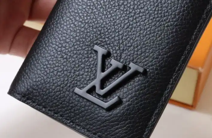 LV Wallets 4178F-0018