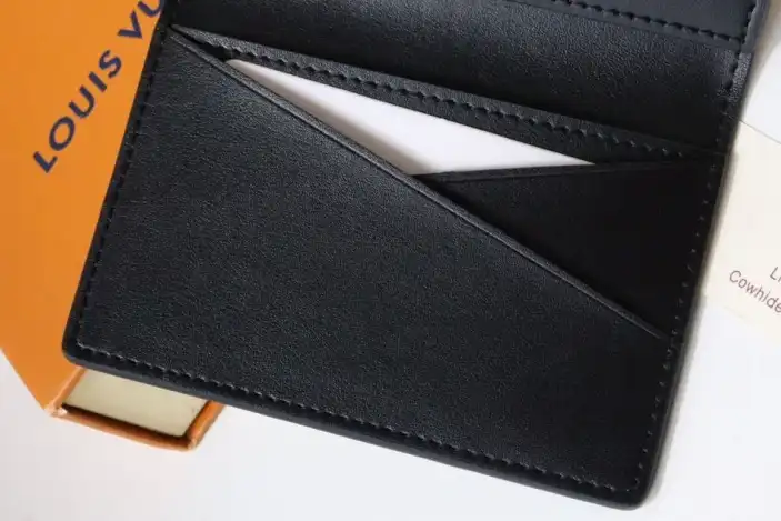 LV Wallets 4178F-0018