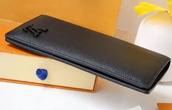 LV Wallets 4178F-0020