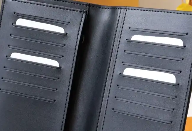 LV Wallets 4178F-0020