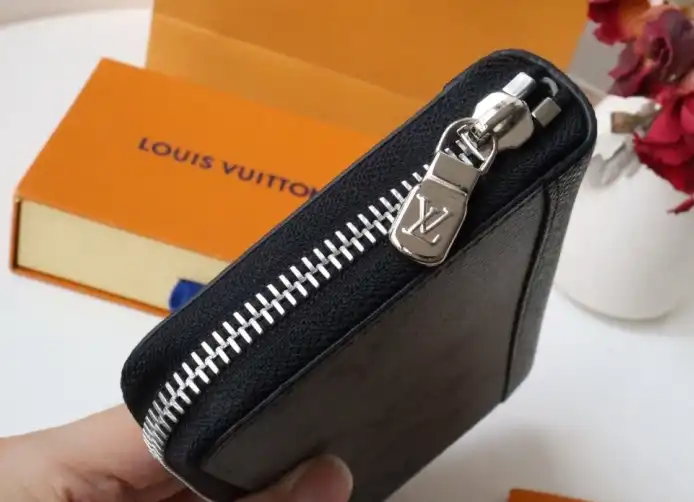 LV Wallets 4178F-0021