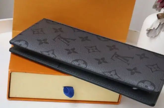 LV Wallets 4178F-0022