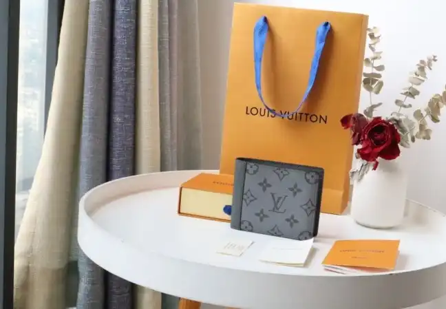 LV Wallets 4178F-0024