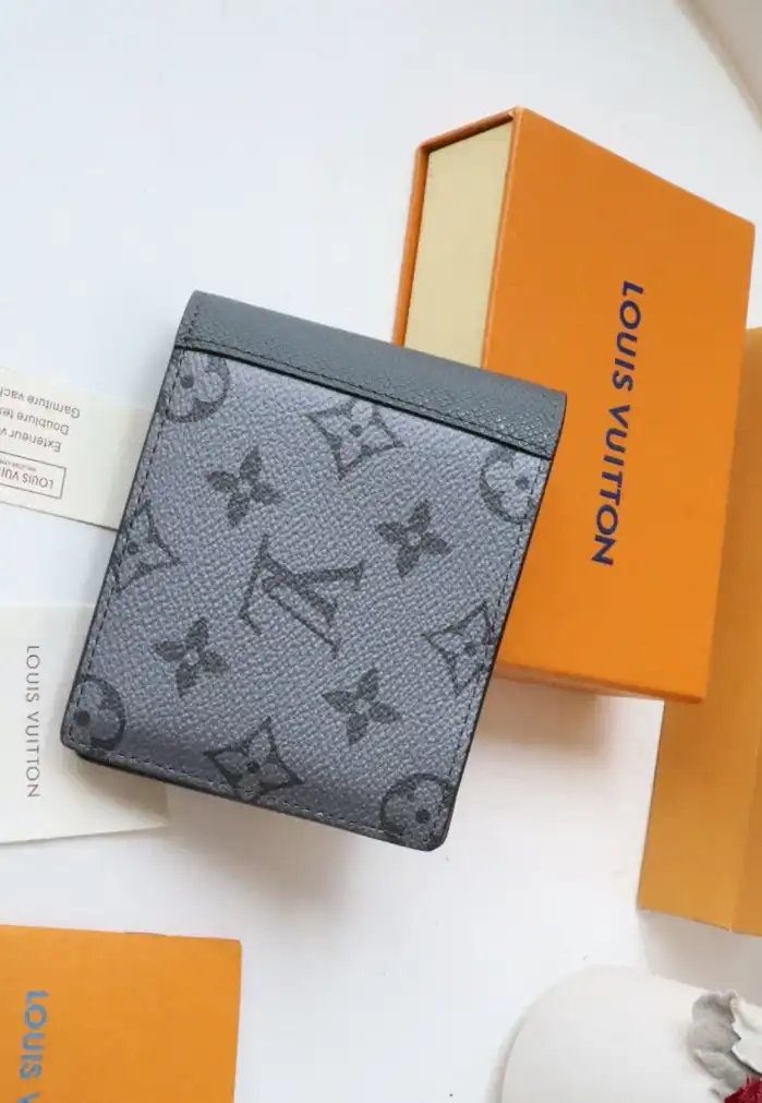 LV Wallets 4178F-0024