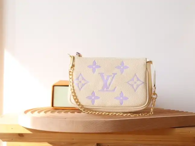 LV Clutch Bags 4178F-0029