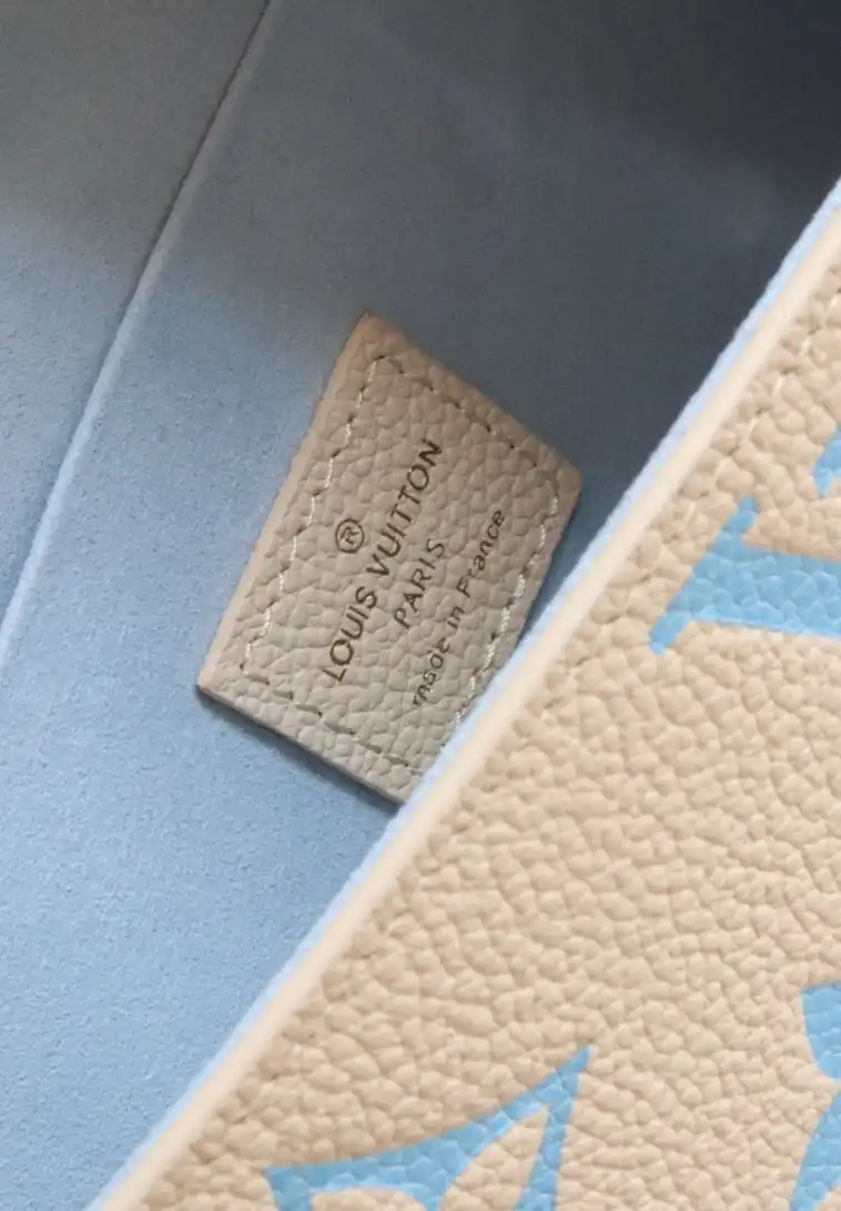 LV Wallets 4178F-0033
