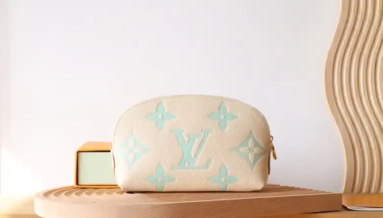 LV Clutch Bags 4178F-0035