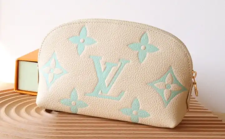 LV Clutch Bags 4178F-0035