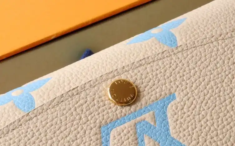 LV Wallets 4178F-0042
