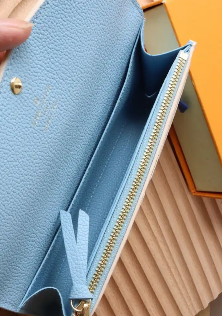 LV Wallets 4178F-0042