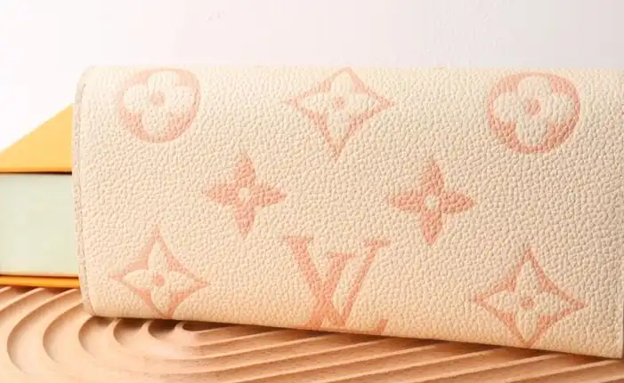 LV Wallets 4178F-0043