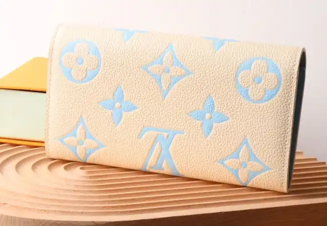 LV Wallets 4178F-0049
