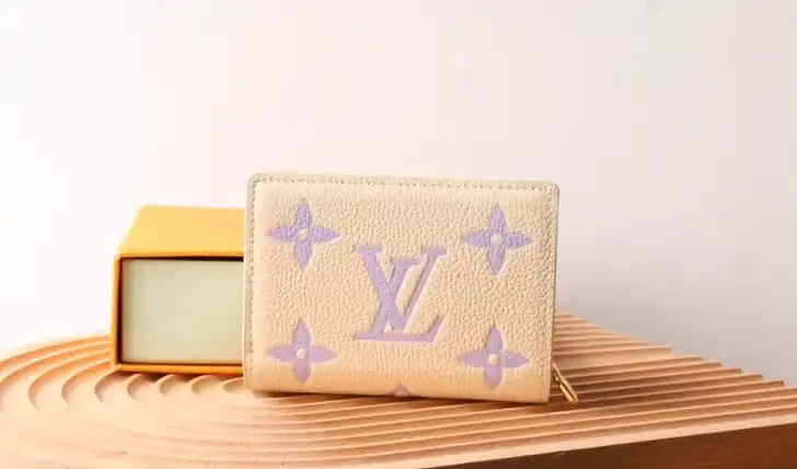 LV Wallets 4178F-0050