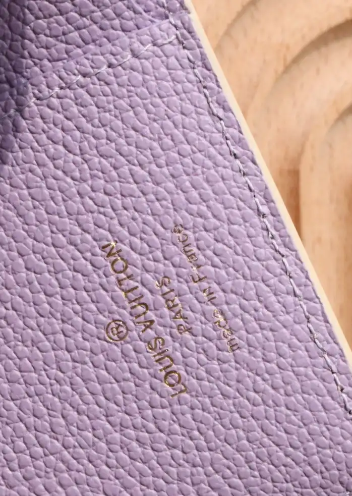 LV Wallets 4178F-0050