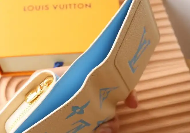 LV Wallets 4178F-0052