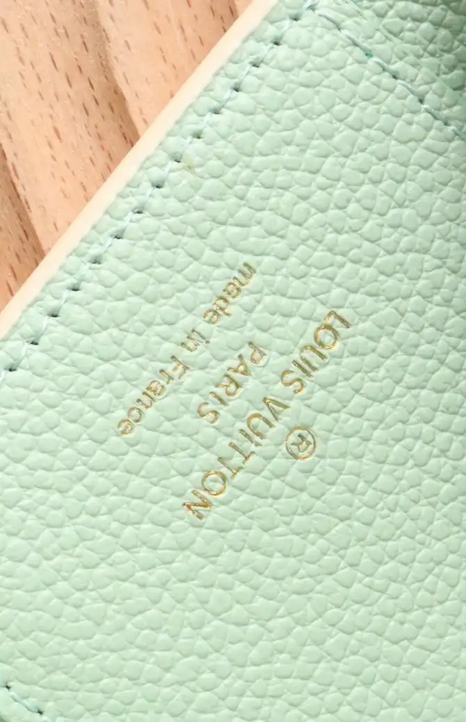 LV Wallets 4178F-0054