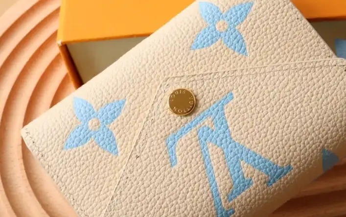LV Wallets 4178F-0055